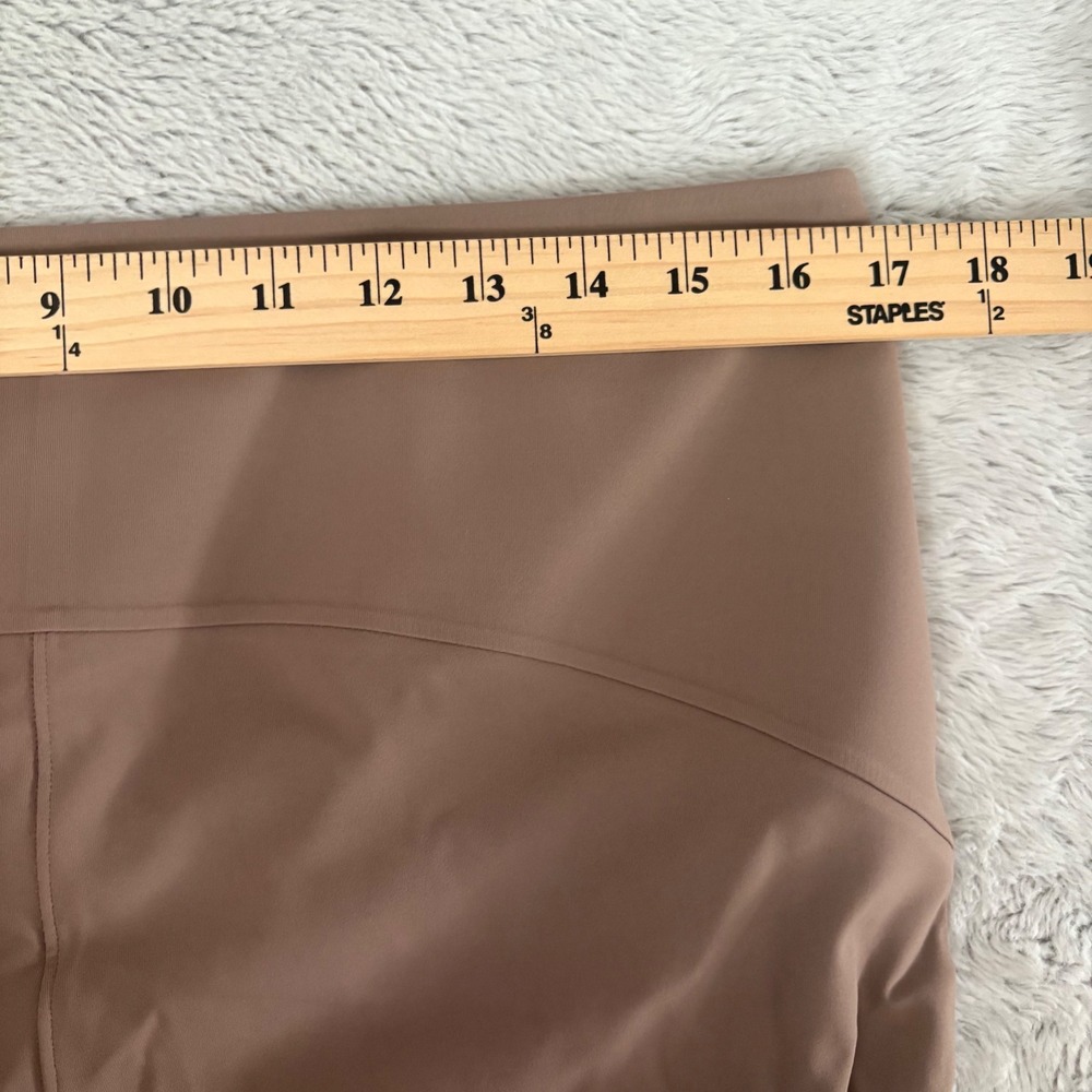 NWT‎ Lululemon Smooth Pull On High Rise Crop Pant Tan 14 Taupe Trouser Work - Picture 6 of 8
